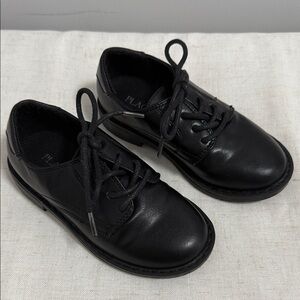 Children’s Place Toddler Boy Lace up Dress Shoes Black size 11